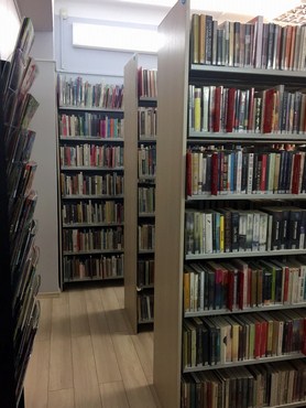 Projekt nr 1136 „Nowe półki pod nowe książki w bibliotece na Targówku Fabrycznym”