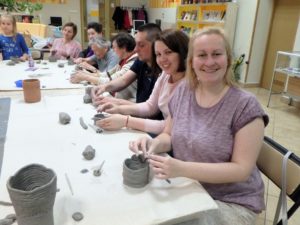 „Warsztaty ceramiczne” w Czytelni Naukowej