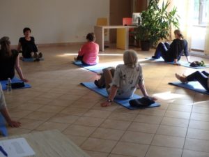 „Ćwiczenia koncentracji i uważności” - prozdrowotna gimnastyka w Czytelni