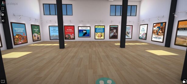 wirtualna sala; na ścianach rolę obrazów pełnią okładki książek o autyzmie; w górnej części sali są okna