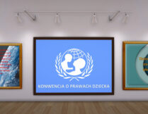 obrazek ilustrujący wystawę dotyczącą Międzynarodowego Dnia Praw Dziecka; na obrazach powieszonych na wirtualnej wystawie m.in. logo konwencji o prawach dziecka, a także fragmenty tekstów z konwencji i tematyczne ilustracje/zdjęcia