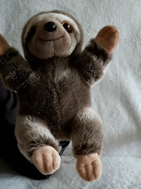 biblioteczna pacynka Lu