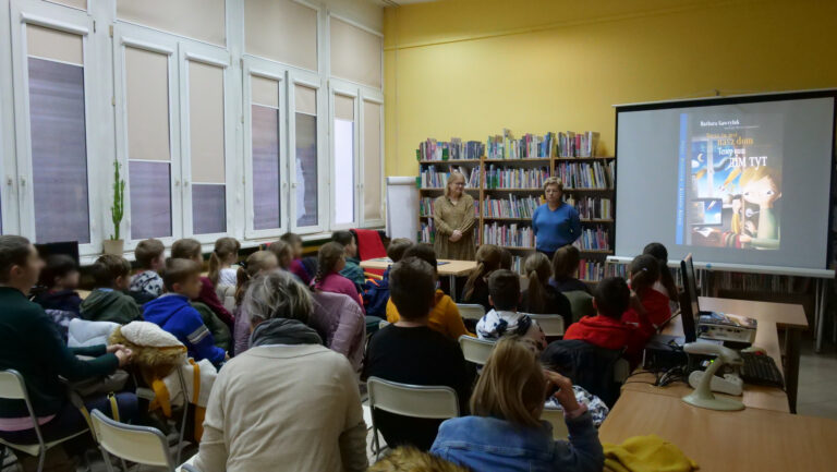 spotkanie dzieci z pisarką Barbarą Gawryluk