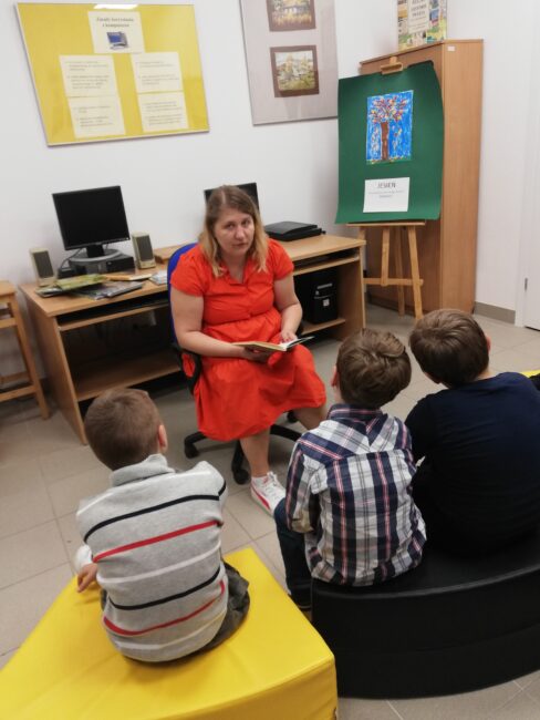 głośne czytanie dzieciom po ukraińsku