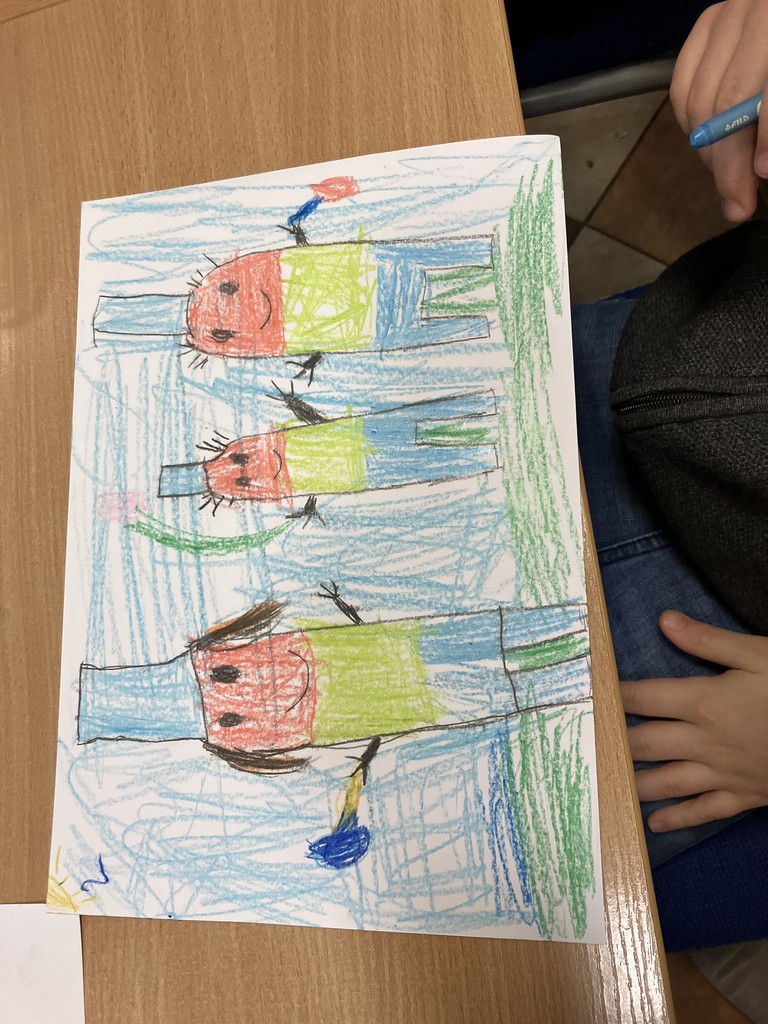 jeden z obrazków namalowanych przez dzieci