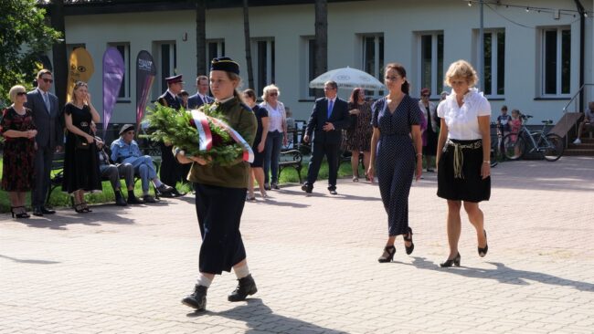 uroczyste obchody 84. rocznicy nalotu dywanowego na Bródno