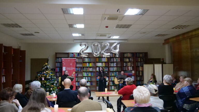 wieczór poetycki Danuty Chyły i taniec cygański