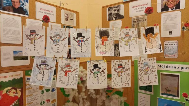 obrazki dzieci - bałwanki