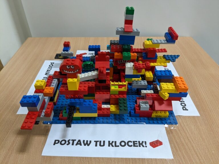 wystawa konstrukcji z klocków lego