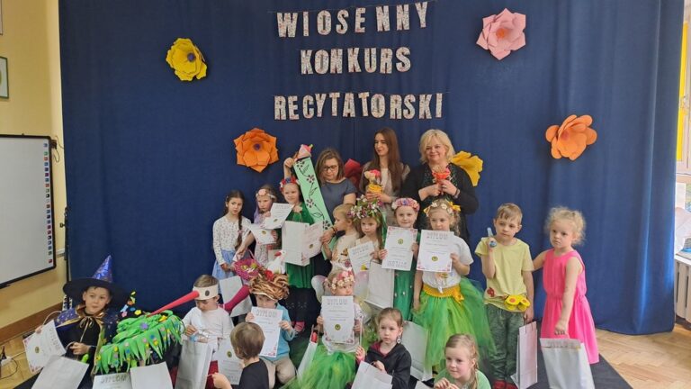 dzieci i jury konkursu