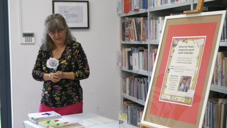 warsztaty literacko-plastyczne dla dzieci prowadzone przez Agnieszkę Kazałę