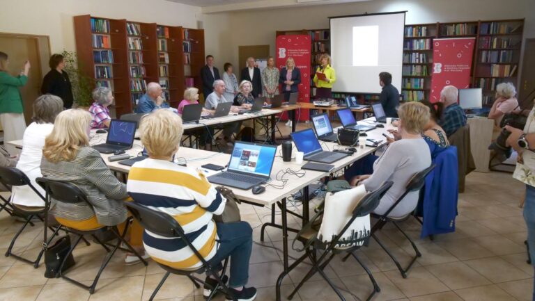 kurs komputerowy dla seniorów w Czytelni Naukowej nr I