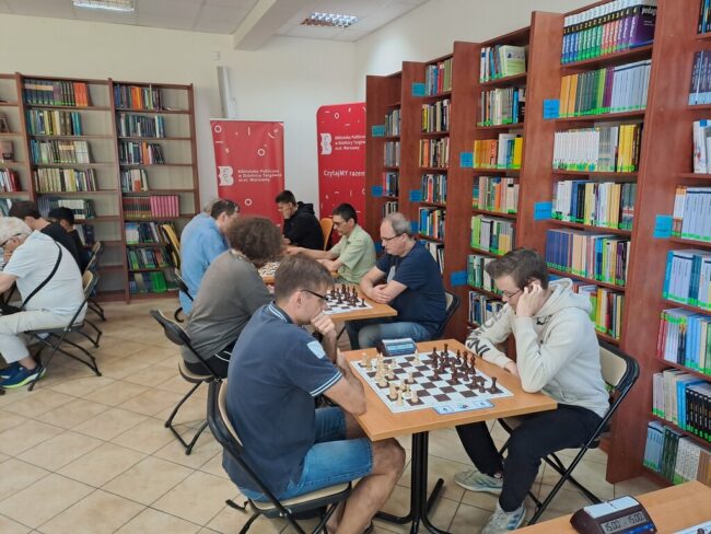 turniej szachowy w bibliotece