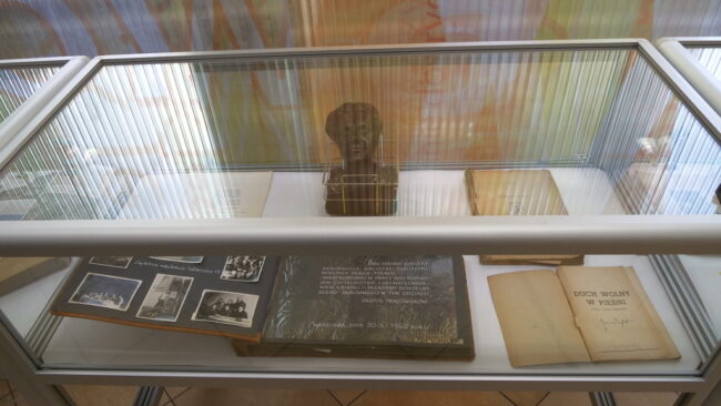 wystawa pamiątek po Janinie Englert