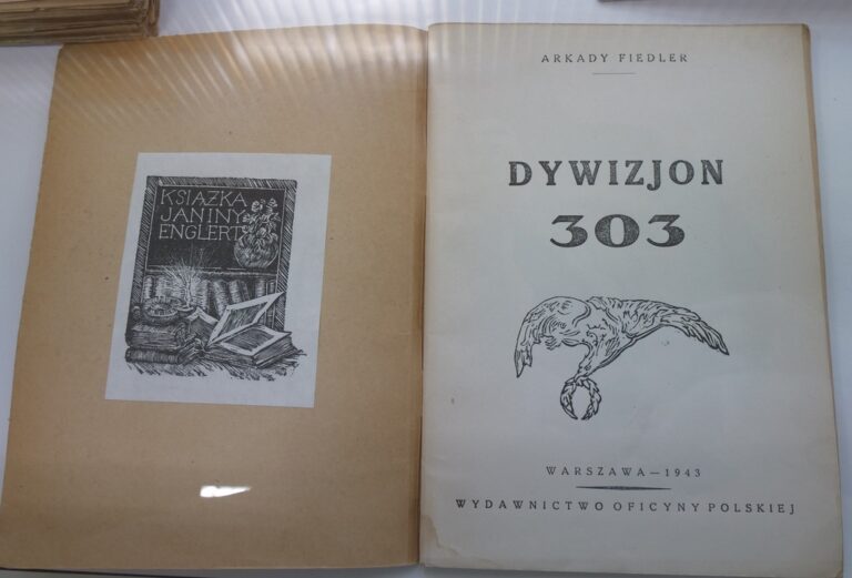 wystawa pamiątek po Janinie Englert