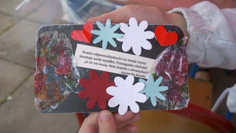 zakładka zdobiona techniką decoupage