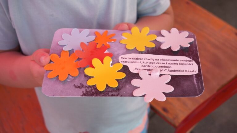 zakładka zdobiona techniką decoupage