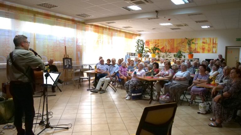 licznie zgromadzona widownia