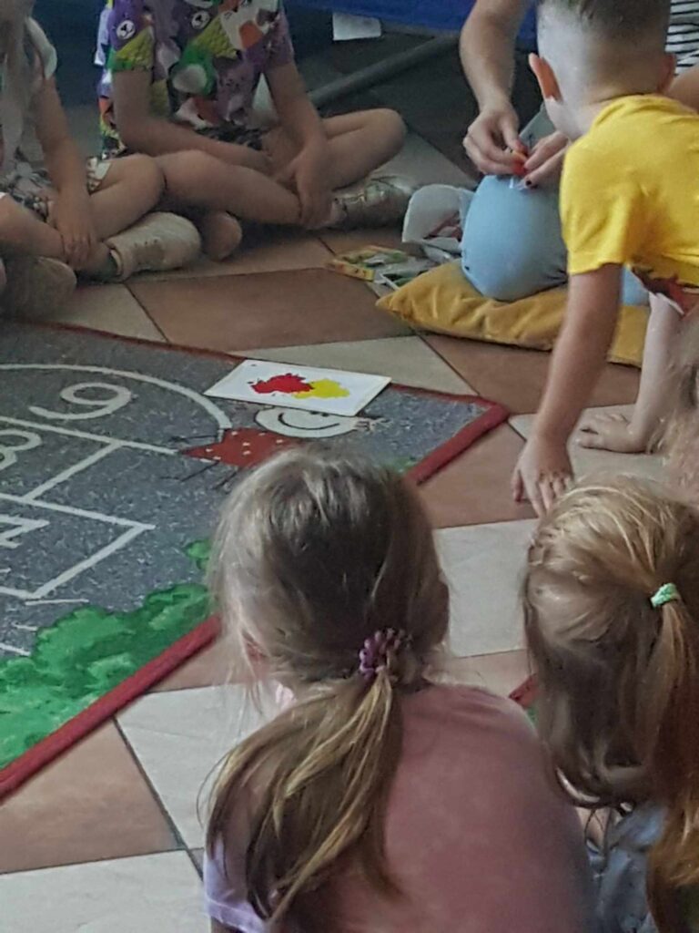 czytanie na dywanie czerwiec 2024 BD52