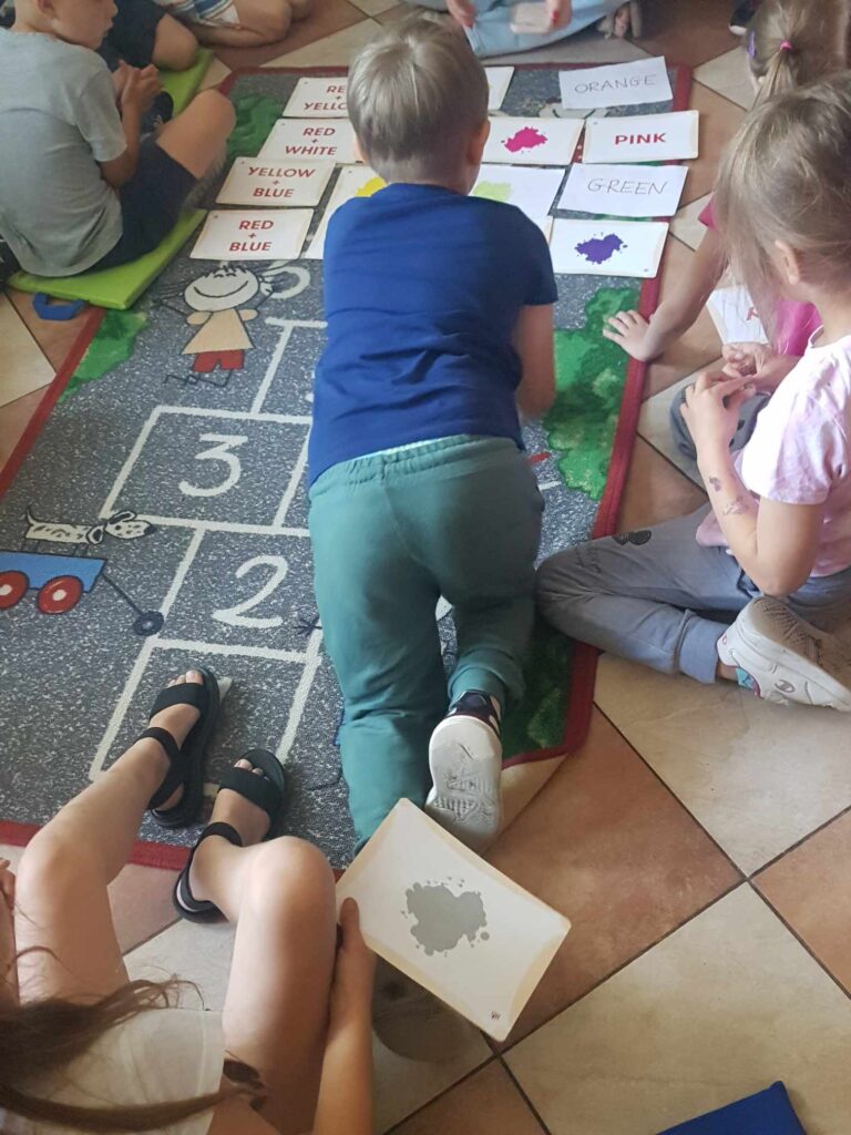 czytanie na dywanie czerwiec 2024 BD52