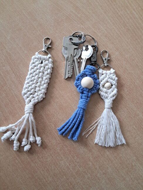 warsztaty tworzenia breloków z makramy