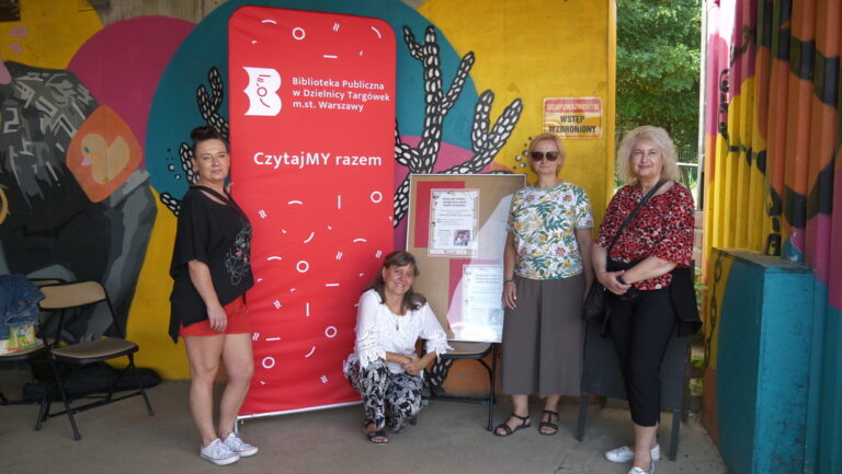 biblioteczne wydarzenie plenerowe nad zalewem Bardowskiego - bookcrossing, książka za grosik, warsztaty tworzenia miniksiążeczek i ozdabiania ich kolorowym papierem