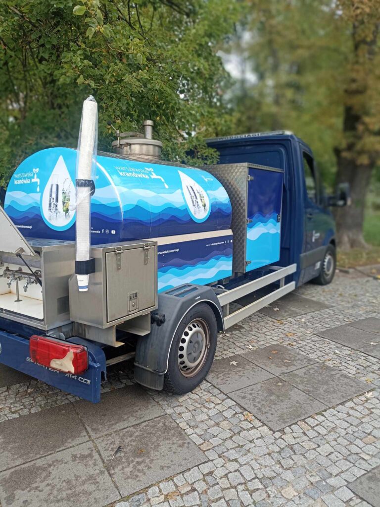cysterna z wodą