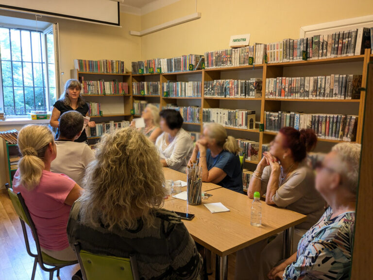 warsztaty literacko-plastyczne w bibliotece