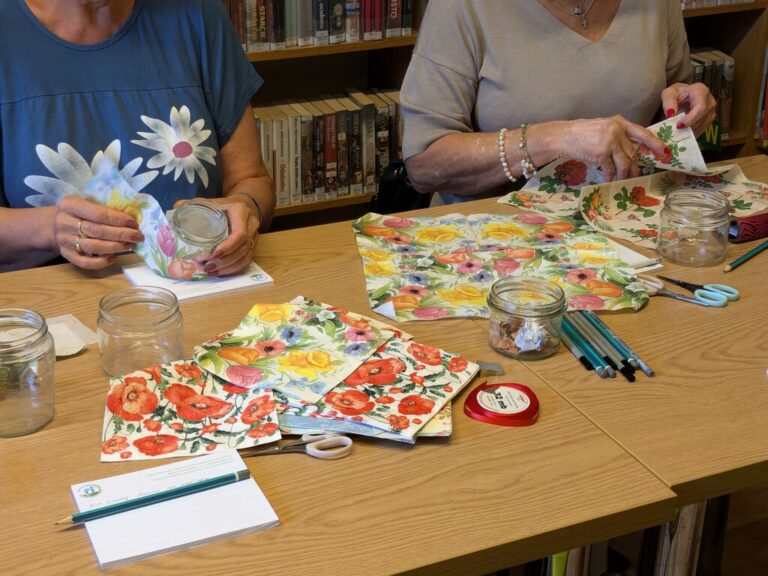 warsztaty literacko-plastyczne w bibliotece