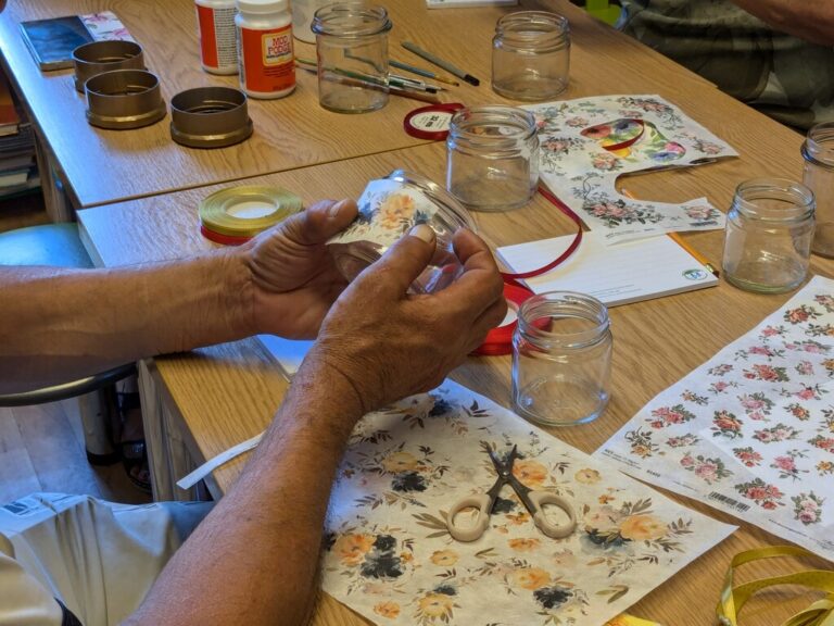 warsztaty literacko-plastyczne w bibliotece