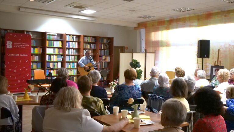 czwartek poetycko-muzyczny