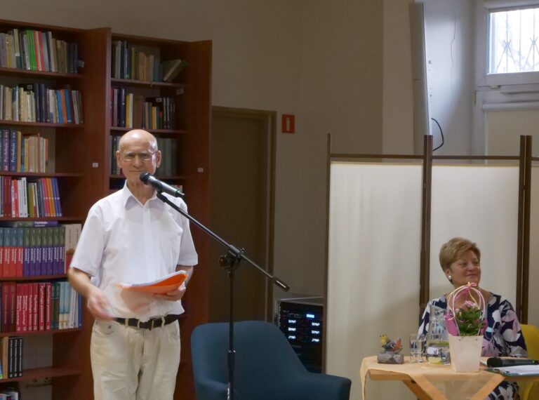 występ zespołu 2 plus 2 w Czytelni