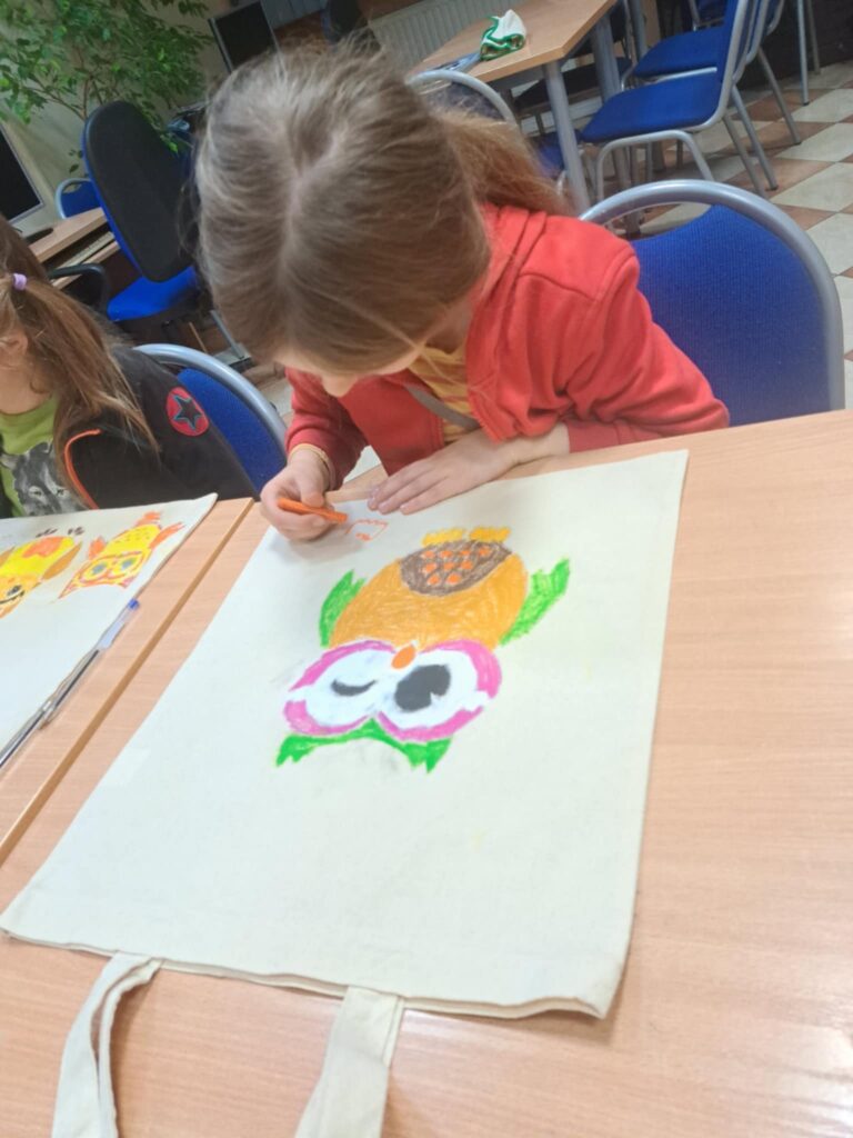 ozdabianie płóciennych toreb