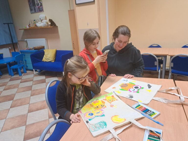 ozdabianie płóciennych toreb