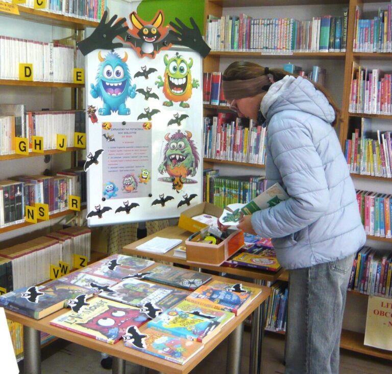 uczestnicy nocy bibliotek