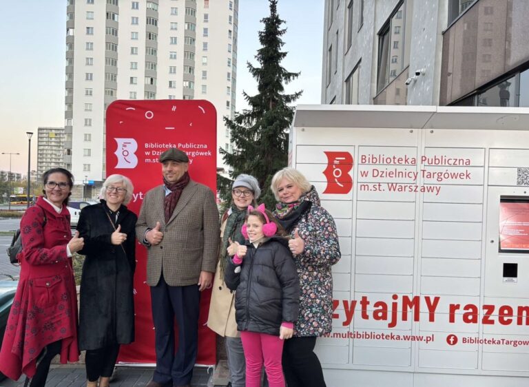 inauguracja działalności książkomatu Kondratowicza 20