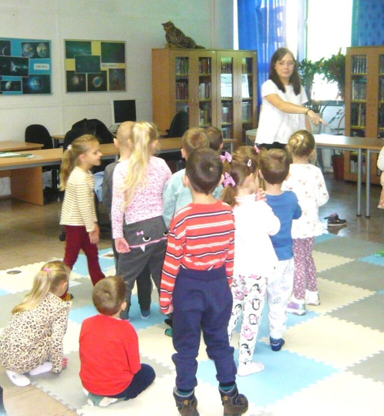 zajęcia dla dzieci z cyklu czytanie na dywanie