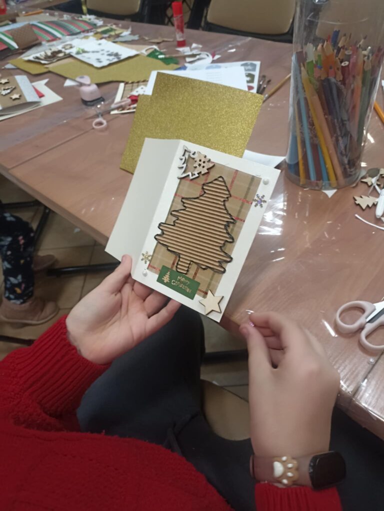 warsztaty tworzenia kartek bożonarodzeniowych