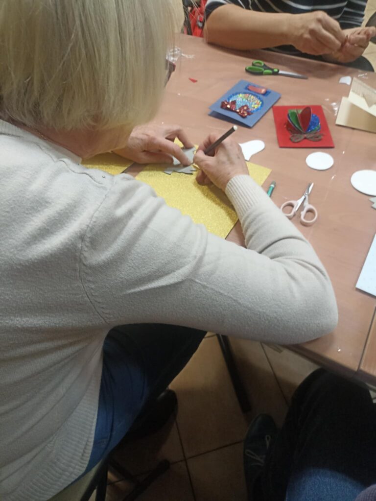 warsztaty tworzenia kartek bożonarodzeniowych