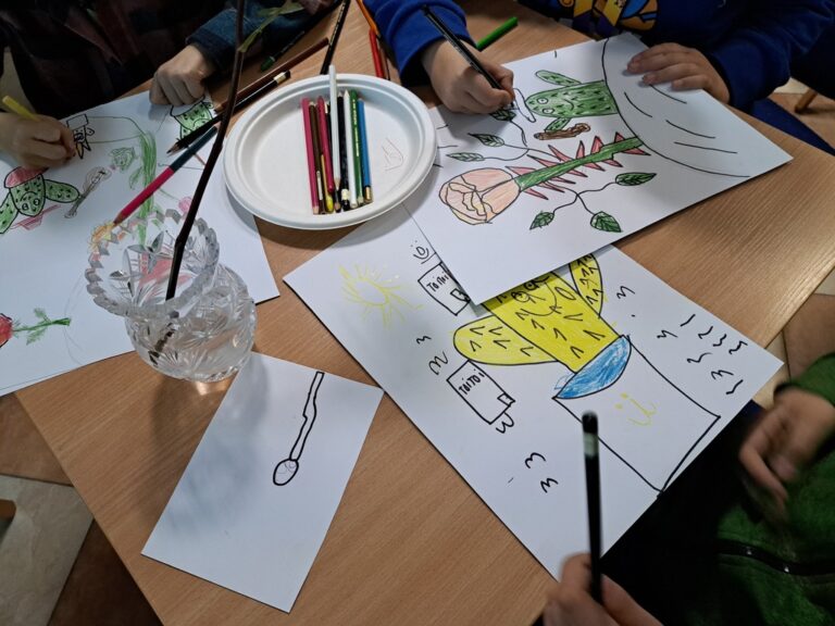 warsztaty plastyczne z Julią Konieczną - obrazy inspirowane książką Mały Książę