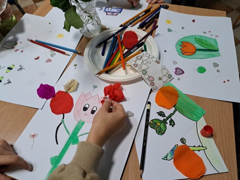 warsztaty plastyczne z Julią Konieczną - obrazy inspirowane książką Mały Książę