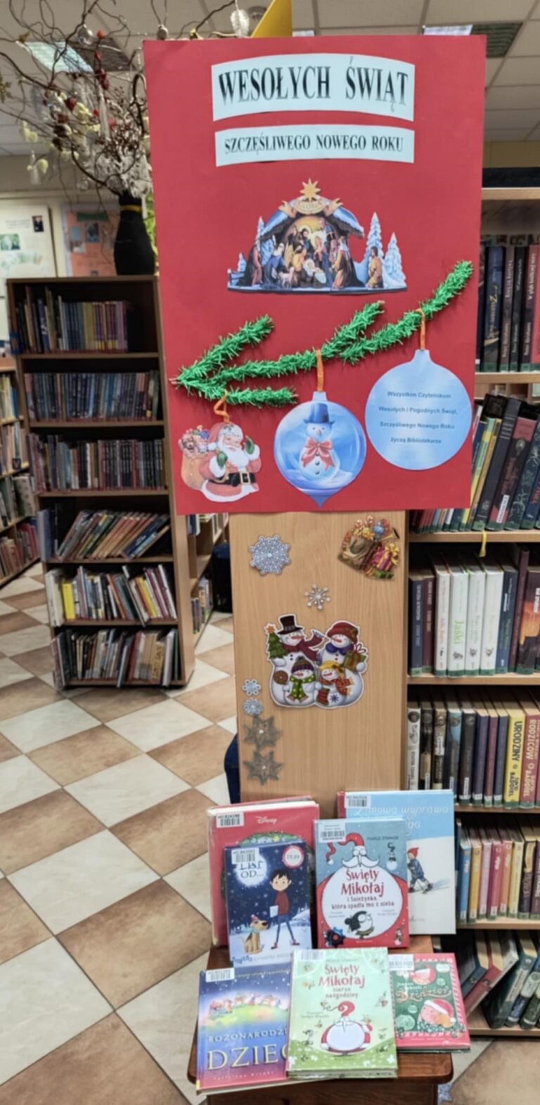 bożonarodzeniowy wystrój biblioteki nr 52