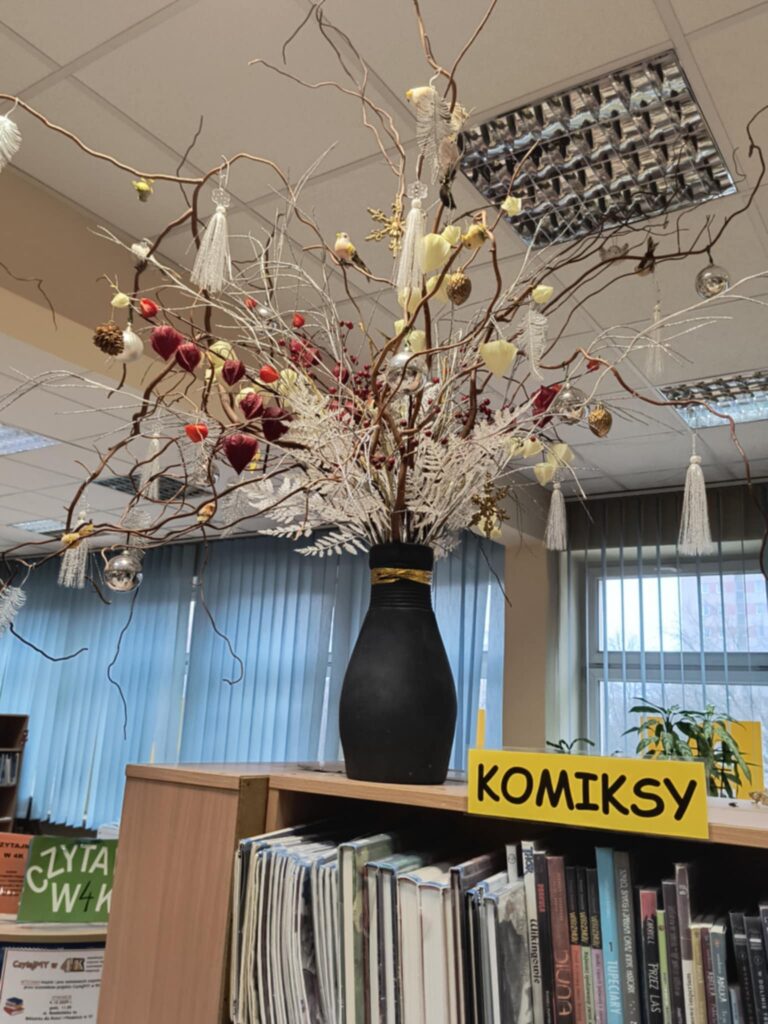 bożonarodzeniowy wystrój biblioteki nr 52