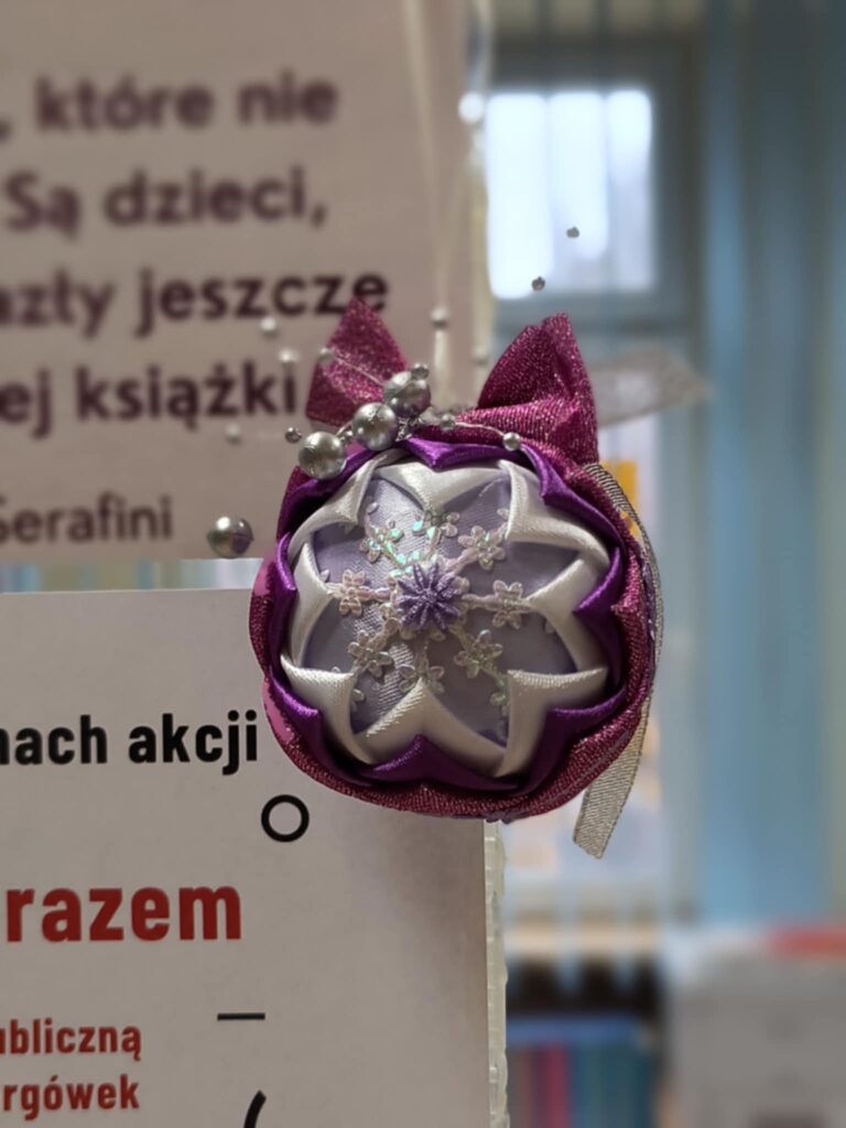 bożonarodzeniowy wystrój biblioteki nr 52
