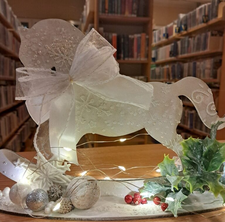 bożonarodzeniowy wystrój wypożyczalni nr 2