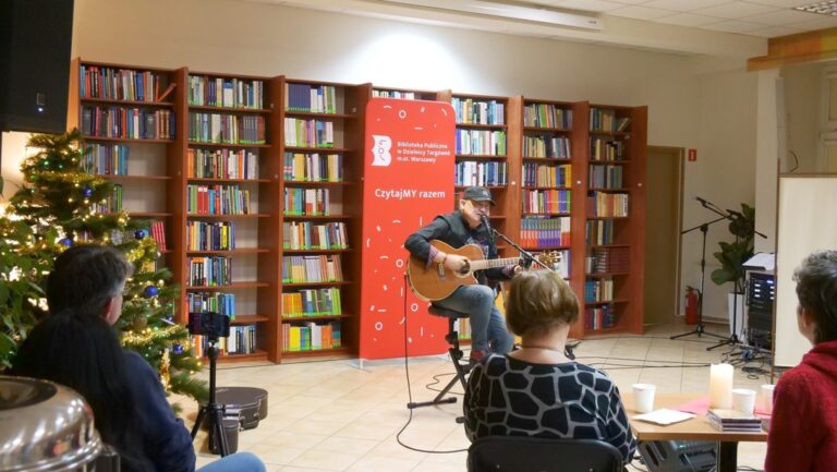 wieczór poetycko-muzyczny - koncert i prezentacja wierszy