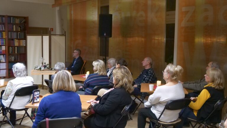 wieczór poetycko-muzyczny - koncert i prezentacja wierszy