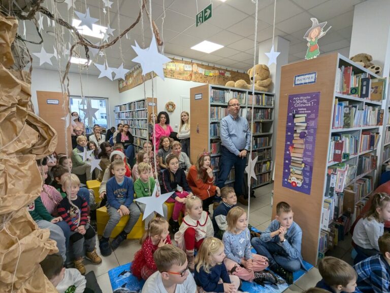 mikołajki w bibliotece nr 12