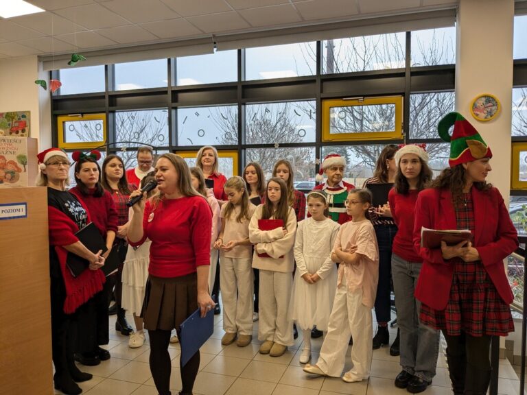 mikołajki w bibliotece nr 12