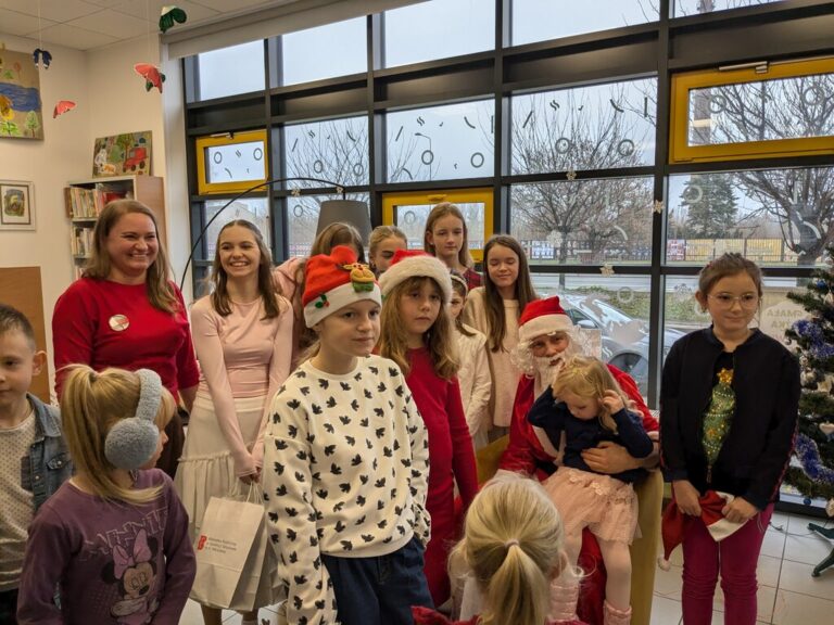 mikołajki w bibliotece nr 12